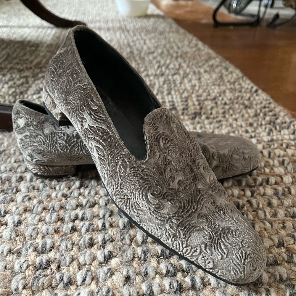 SOLD Stuart Weitzman velvet loafers